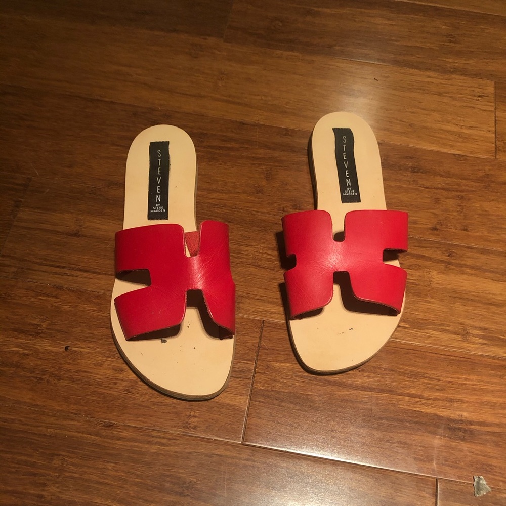 Steve Madden Greece Slip On Sandals